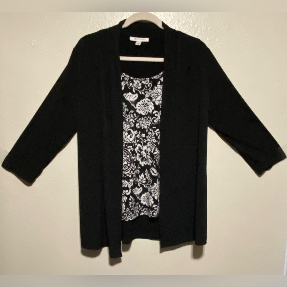 JM Collection Layered Cardigan Top | Black Open Front Cardi w/ Floral Cami | M - Picture 2 of 5
